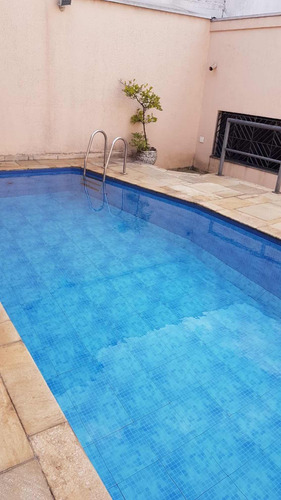 Casa Com 3 Quartos , 3 Banheiros , Duas Vagas De Garagem
