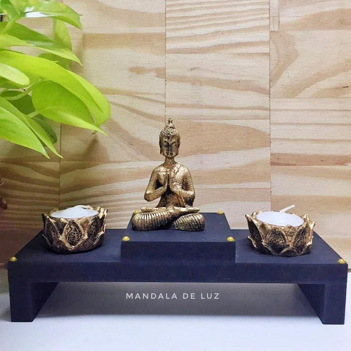 Imagem 2 de 9 de Kit Altar Castiçal Vela Buda Meditando Dourado Zen 17cm