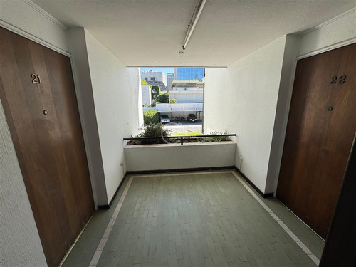 4 Dorm. 2 Baños. 2 Terrazas, Providencia