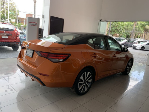 Imagen 8 de 15 de Nissan Sentra 2020 2.0 Exclusive Bi-tono At