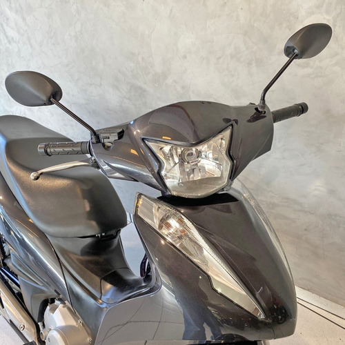 Imagem 4 de 10 de Honda Biz 125