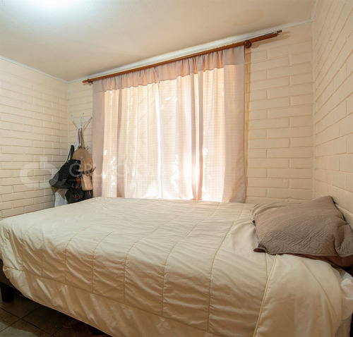 Casa En Venta De 4 Dorm. Villa El Alba Puente Alto