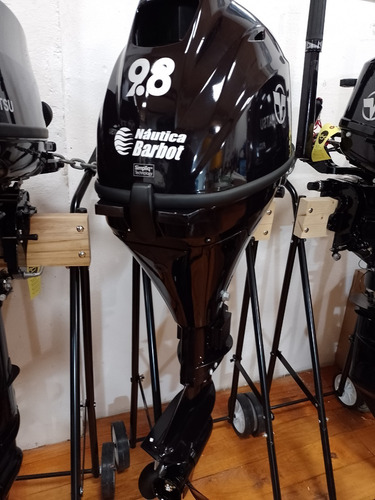 Imagen 3 de 15 de Motor Marino Fuera De Borda Tohatsu 9.8 Hp Cuatro Tiempos