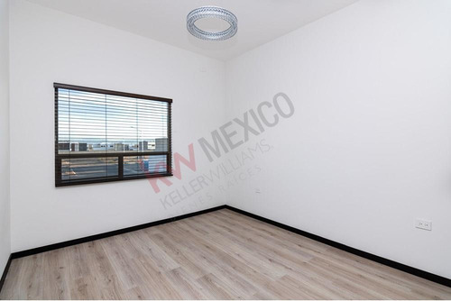 Casa En Venta En Quintas La Cima, Torreón - 3 Recámaras, Jardín Y Estacionamiento Techado