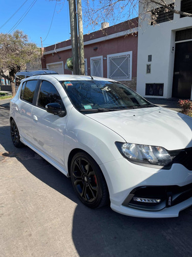 Imagen 3 de 19 de Renault Sandero 2018 2.0 Rs 145cv