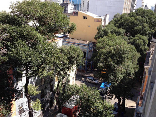 Loft Para Alugar Na Avenida Gomes Freire, Centro, Rio De Janeiro - Rj - Liv-11893
