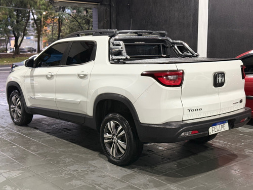 Fiat Toro 1.3 Freedom 16v Turbo Flex 4x2 Aut. 4p
