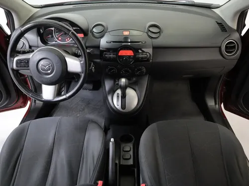 Mazda 2 Hatch Back 1.5 At