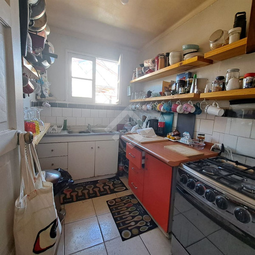 Casa En Venta De 3 Dorm. En Macul