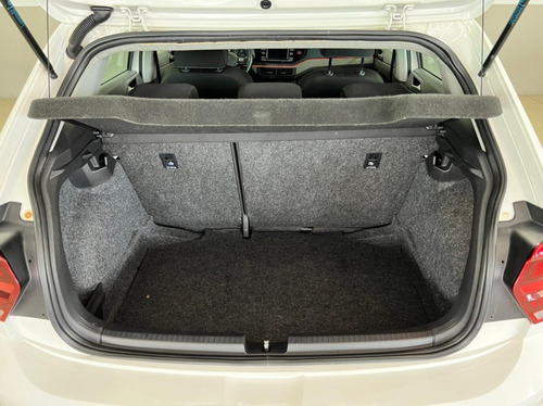 Imagem 7 de 12 de Volkswagen Polo 1.0 Comfortline 200 Tsi 2020