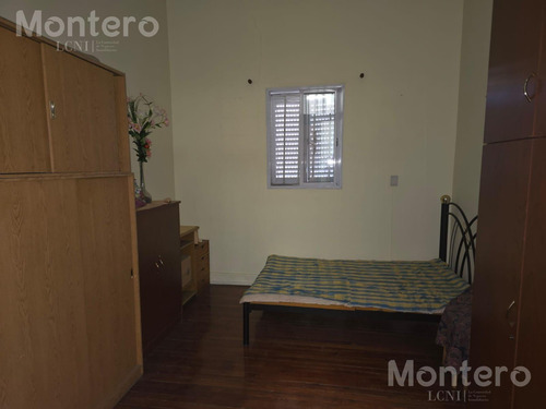 Departamento En Congreso , 7 Ambientes Con Patio Y Balcon