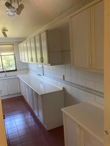 Venta De Amplio Departamento En Sector Privilegiado Valdivia