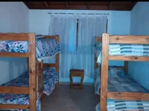 Casa Quinta En Venta - 3 Dormitorios 3 Baños - Cocheras - 1.300mts2 - Lobos