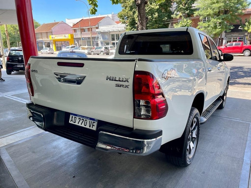 Toyota Hilux 2.8 Cd Srx 177cv 4x4 At