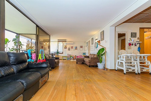 Departamento En Arriendo De 3 Dorm. En Las Condes
