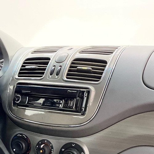 Imagem 8 de 8 de Fiat Grand Siena Siena Essence 1.6 Flex 16v 2014/2014