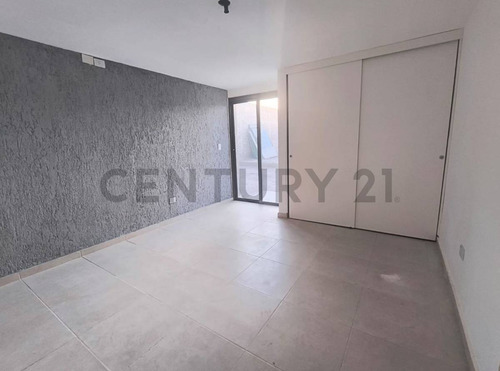 Casa En Venta Barrio Pinar Del Sol Vi