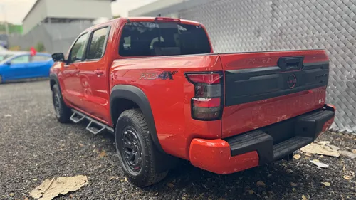 Nissan Frontier 3.8 V6 Pro-4X 4Wd At