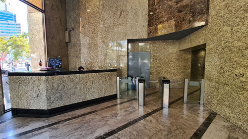 Oficina Arriendo Providencia M.leones 5p2b 105m2 Inc.estac.