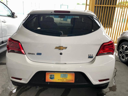 Imagem 6 de 15 de Chevrolet Onix 1.4 Mpfi Ltz 8v Flex 4p Automático