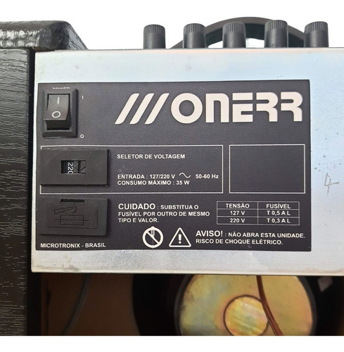 Imagem 4 de 4 de Amplificador Cubo Para Contrabaixo Onerr Sniper20 Bivolt