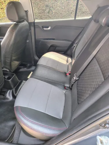 Kia Tonic Vibrant 2021 Mt