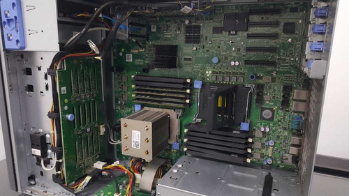 Servidor Desktop Dell T610 32gb 2x Xeon Quadcore 1 Ssd 240g