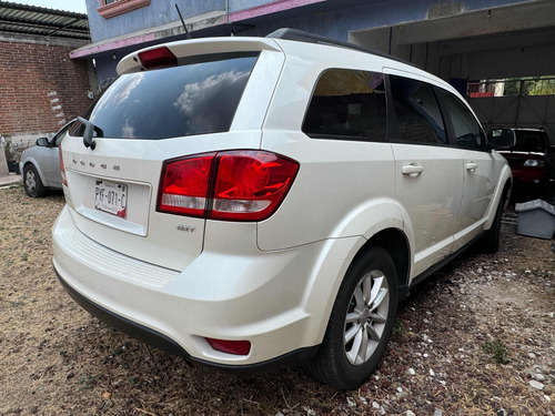 Dodge Journey 2.4 Sxt 7 Pasajeros Lujo At