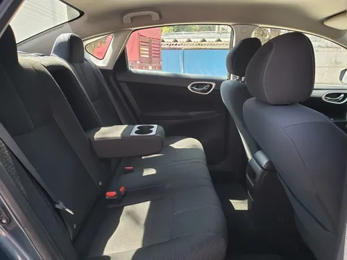 Nissan Sentra 1.8 Advance At