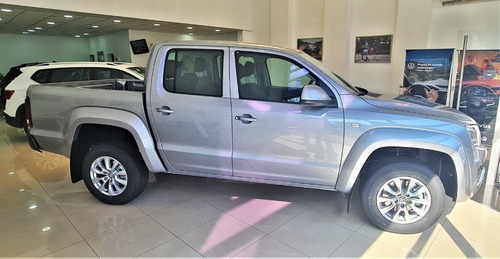Imagen 10 de 21 de Vw Amarok Comfortline 180cv 0km 2023 En Stock Tomo Usado