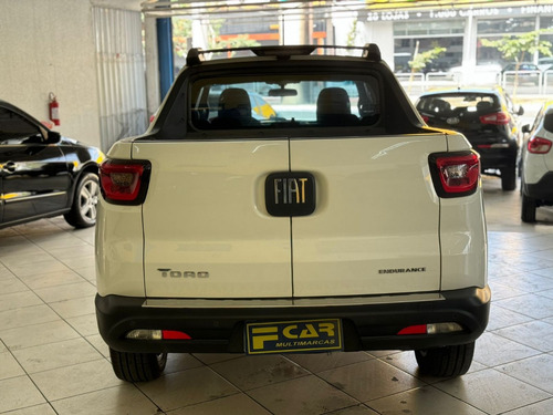 Fiat Toro 1.8 Endurance 16v Flex 4x2 Aut. 4p
