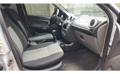 Ford Fiesta 1.0 ROCAM HATCH 8V FLEX 4P MANUAL