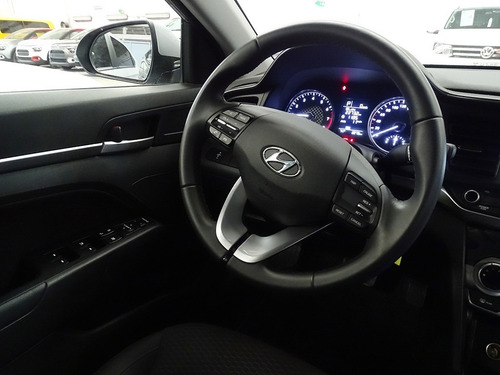 Hyundai Elantra Gls