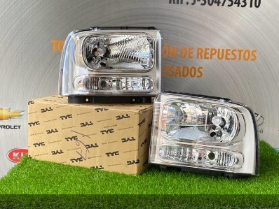 Faros De Ford Triton Aplica 2005 Hasta 2011 Marca Tyc 