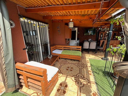 Se Vende Cómoda Casa Uf 3.990 ,valle Lo Campino, Quilicura