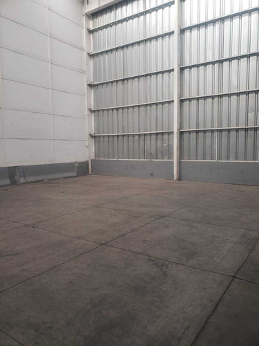 Bodega De 355 M2 En Americo Vespucio (71104)