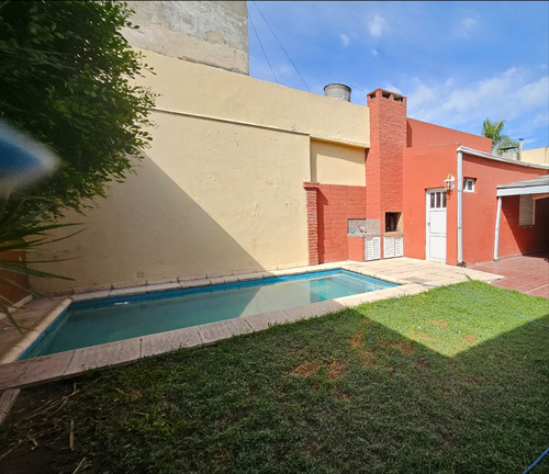 Casa Con Piscina En Venta En Candioti Norte 