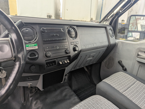 Ford F250 V8 Gasolina 2012, Automática (5 Toneladas)