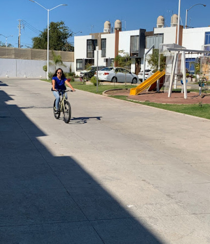 Vendo Casa En Fracc. Terrasolare, Tonala Junto Plaza Fuente San Gaspar