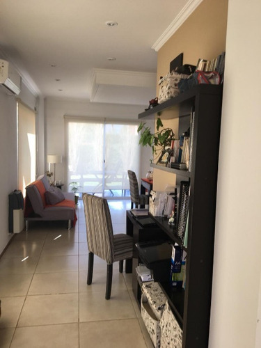 Imagen 6 de 14 de Casa En Venta En Haras Maria Victoria
