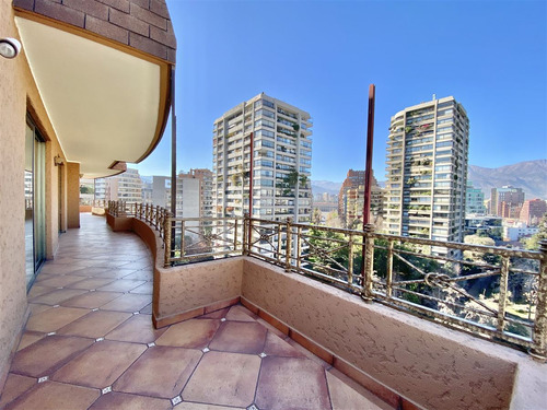 Venta Duplex Las Condes: El Golf