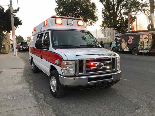 Imagen 8 de 15 de Ford Ambulancia 2013 Tipo 2