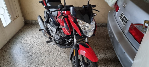 Imagen 10 de 15 de Bajaj Rouser 135 Año 2016 Con Solo Km 71, Nueva!! U$d 1.000