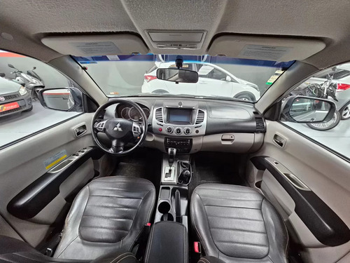 Mitsubishi L200 Triton HPE 2015 3.2 automático 4x4 Diese