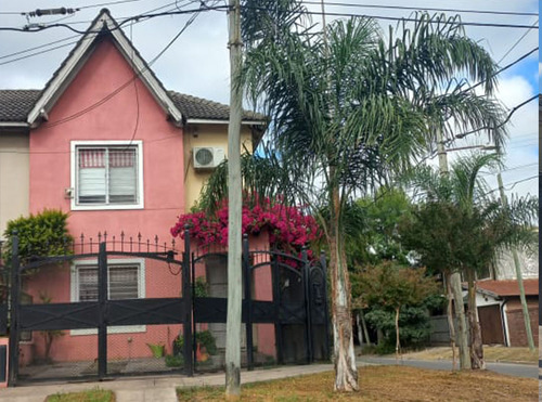 Venta Duplex 4 Ambientes Jardin Cochera Jacuzzi