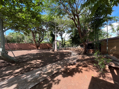 Imagen 30 de 30 de Casa En Venta/renta Con Terreno De 2,600 M2 Con Entrada Dire