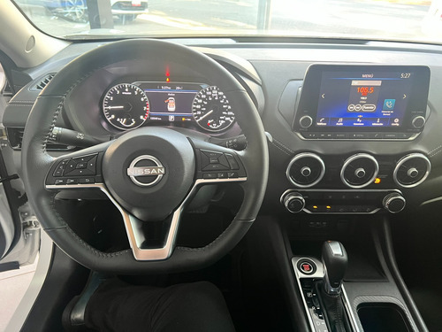 Nissan Sentra 2.0 Advance Cvt