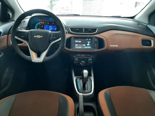 Imagem 10 de 12 de Chevrolet Onix Hatch 1.4 4p Flex Activ Automático