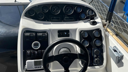 Imagen 6 de 20 de Klase A32-2007-(2) Volvo 200hp-td-duoprop-grupo-bowthuster