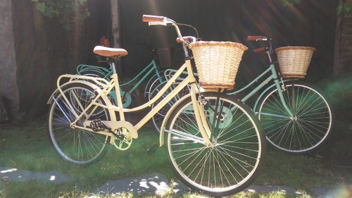 Bicicleta Vintage Beige Rod. 26 Canasto Mimbre Portaequipaje